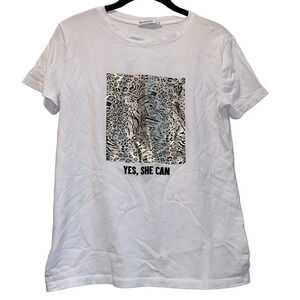 Stradivarius Yes, she can metallic graphic tee women’s small